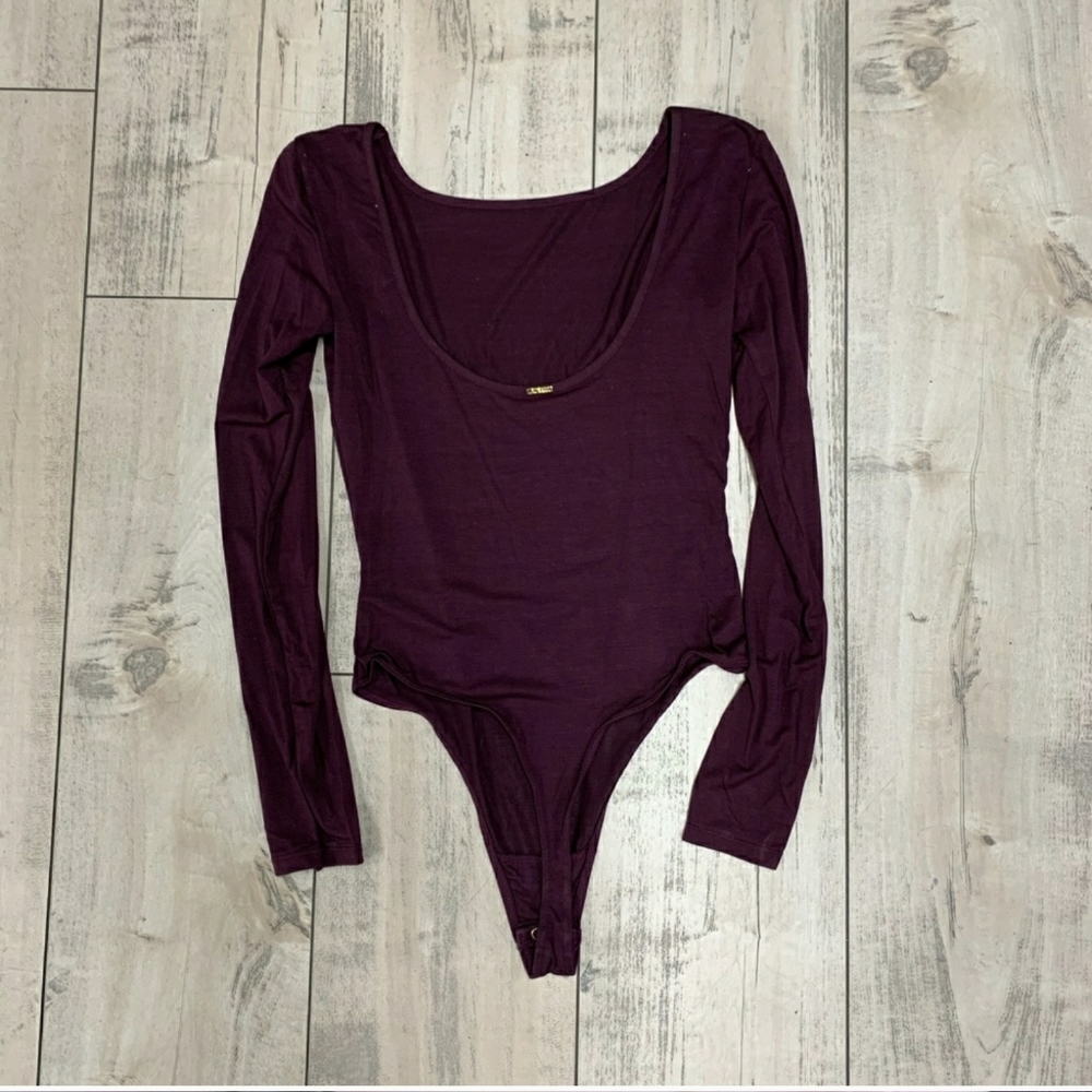 Sam Edelman Long Sleeve Plum Bodysuit Small NWT - Picture 4 of 5